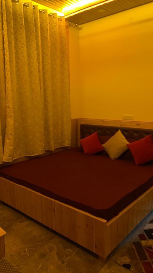 Tulip Flowing River View Hotel. Shamshi 外观 照片
